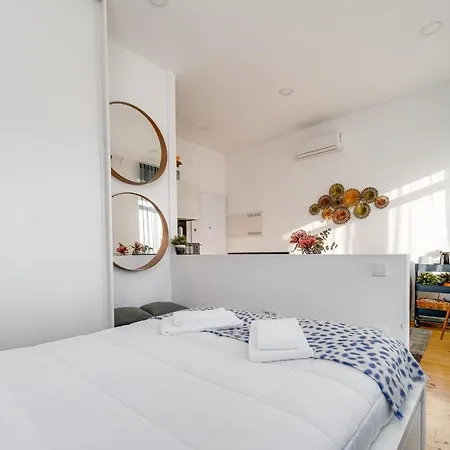 Nomad's Netto & Subway Oporto