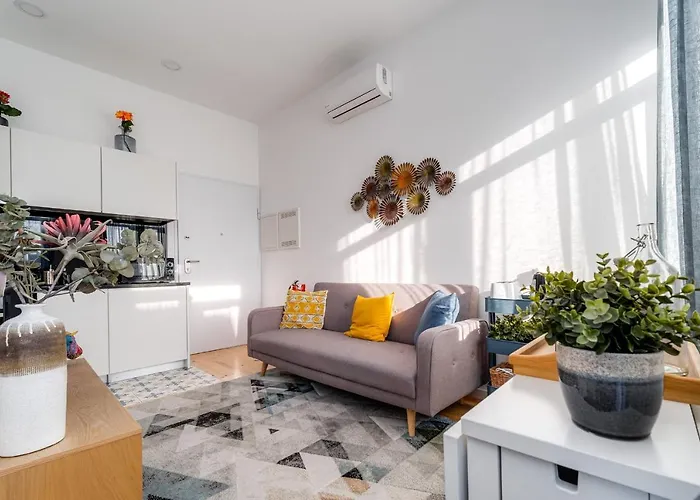 Nomad's Netto & Subway Porto