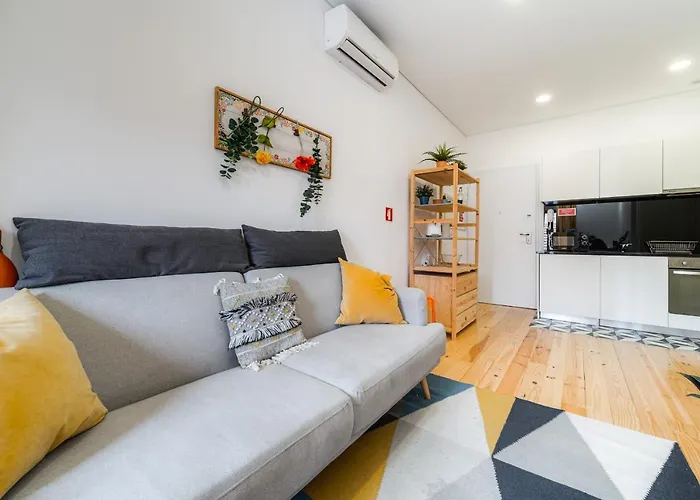 Nomad's Netto & Subway 아파트